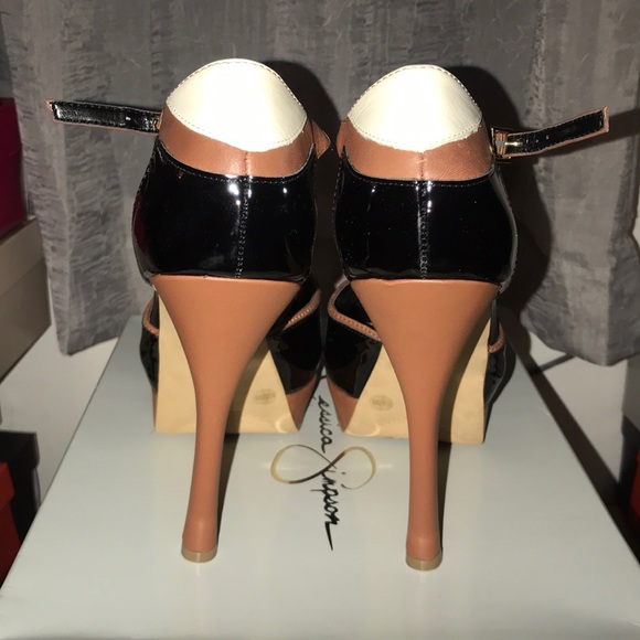 Brown, black & white open toe strappy heel - Picture 3 of 3